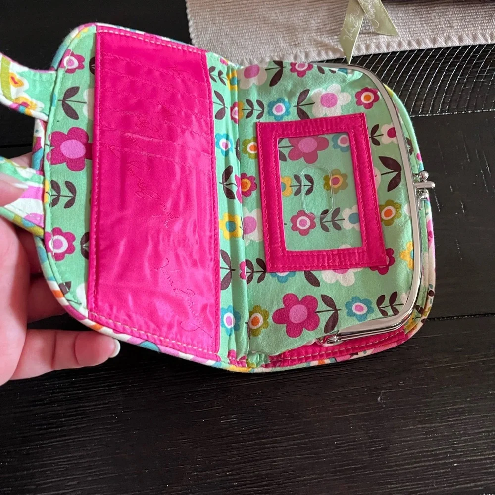 Vera Bradley tutti-frutti kiss and snap clutch wallet - Picture 4 of 8